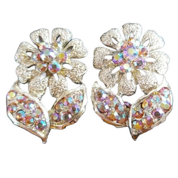 Vintage Mid Century AB Crystal Rhinestone Clip Earrings - Picture 4 of 11